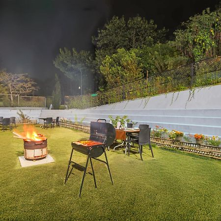 La Nicholas Lake View By Summit Hotels Shillong Luaran gambar