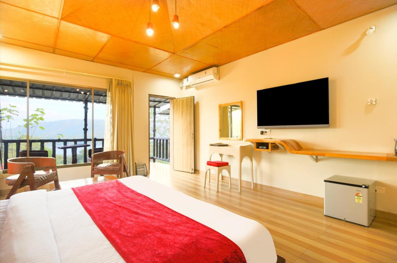La Nicholas Lake View By Summit Hotels Shillong Luaran gambar