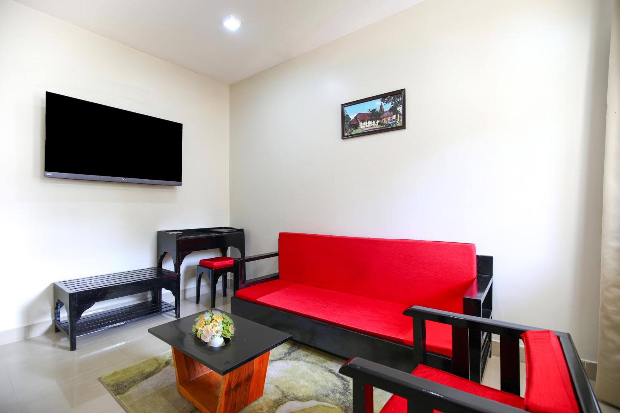 La Nicholas Lake View By Summit Hotels Shillong Bilik gambar